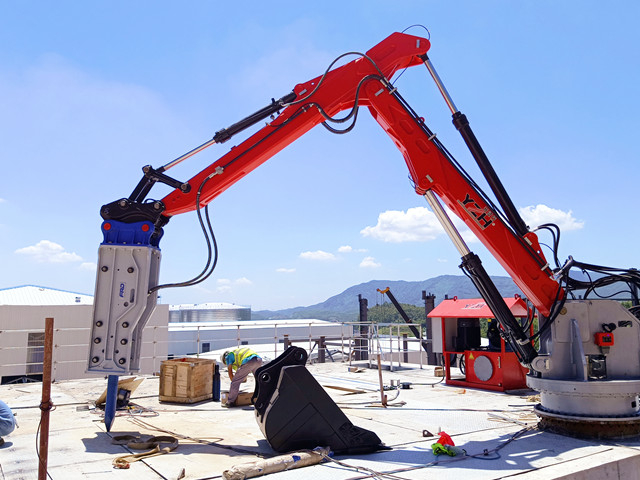 Статическая система стрелы на пьедестале