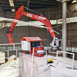 YZH podstavec Rockbreaker pre čeľusťov&eacute; drviče