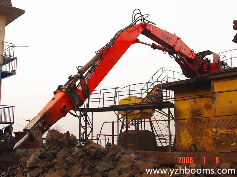 YZH Membuat Sistem Boom Pedestal Breaker Pertama Untuk Tambang Terbuka China