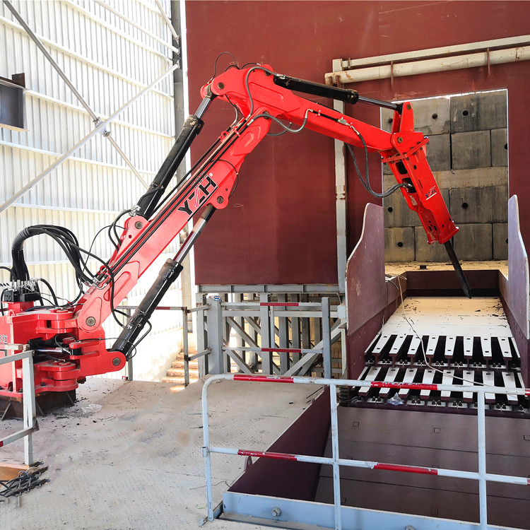Pedestal Rock Breaker Boom System C350