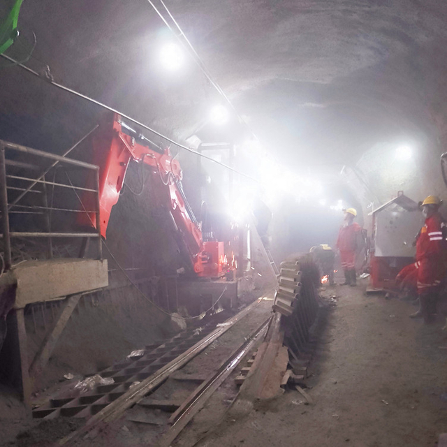 YZH kivimurdmiss&uuml;steemid