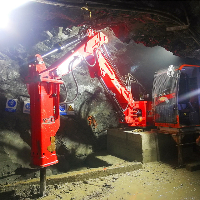Syst&eacute;m v&yacute;ložn&iacute;ků China Rockbreaker pro čelisťov&eacute; drtiče | YZH
