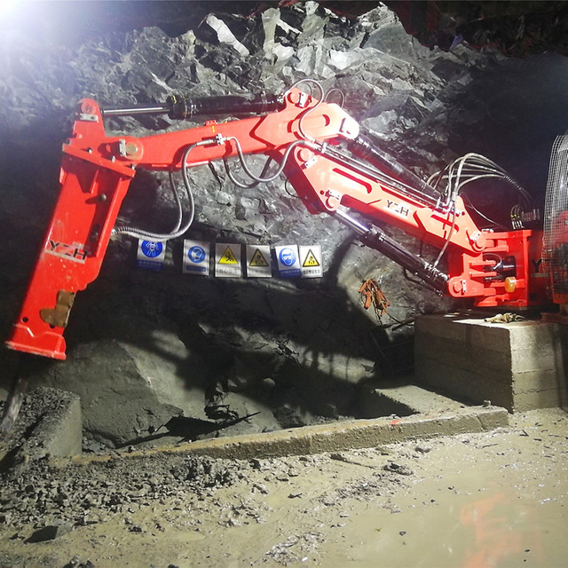 Kina Rockbreaker Boom System