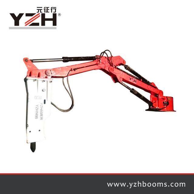 Sistem Boom Pedestal Rockbreaker XM600HD